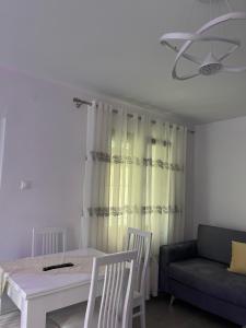 Φωτογραφία από το άλμπουμ του Ilia’s Guesthouse σε Pogradec
