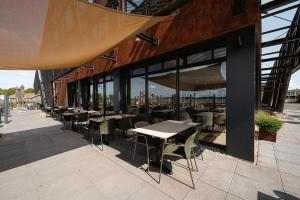 Glamping Schotsman餐厅或其他用餐的地方