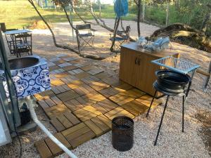 Attrezzature per barbecue disponibili per gli ospiti del campeggio