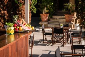 Vonkajšia záhrada v ubytovaní Hotel Medium Sitges Park