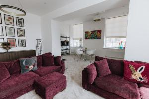 Seating area sa BOBBIN ROW - Grade 2 Listed Property with a Beautiful Design with Access to Leeds