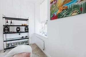 Kitchen o kitchenette sa BOBBIN ROW - Grade 2 Listed Property with a Beautiful Design with Access to Leeds
