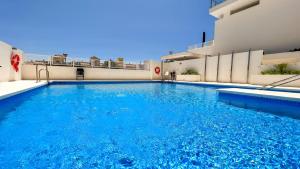 Bazén v ubytování La Serena Mar, Benalmadena Pueblo, Luxury Apartment with Jacuzzi nebo v jeho okolí