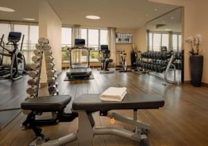 The fitness centre and/or fitness facilities at Lindner Hotel Vienna Am Belvedere, part of JdV by Hyatt