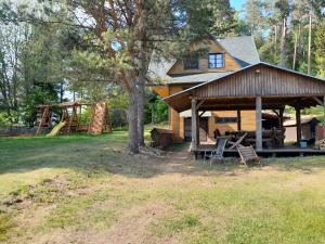 Zahrada ubytování Käbi Holiday Homes