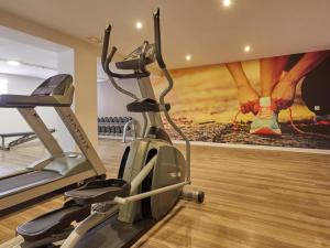 Fitness centrum a/nebo fitness zařízení v ubytování BQ Can Picafort Hotel