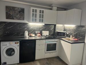 Η κουζίνα ή μικρή κουζίνα στο City Life +11 φωτογραφίες