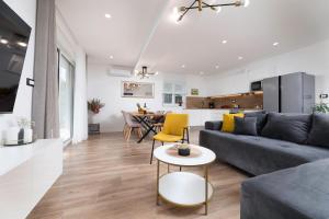 Khu vực ghế ngồi tại Villa Gloria