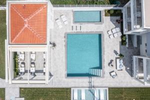 The swimming pool at or close to Sole Mare