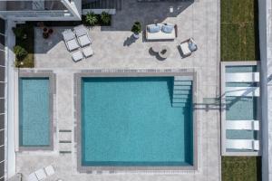 The swimming pool at or close to Sole Mare