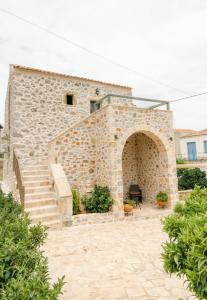 Fotografie z fotogalerie ubytování LA TORE DI MONTENEGRO v destinaci Gythio