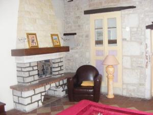 Afbeelding uit fotogalerij van Les Lilas Des Deux Ponts in Cravant