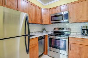 Η κουζίνα ή μικρή κουζίνα στο Paki Maui 211 +15 φωτογραφίες