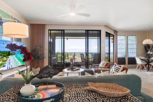 Χώρος καθιστικού στο Kapalua Golf Villa 21V 1
