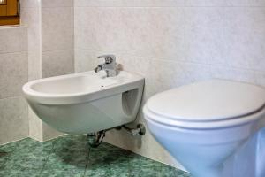 Koupelna v ubytování Lindenhof Apt 3