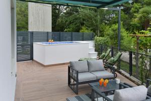 Balkón nebo terasa v ubytování Holiday Home Greystone