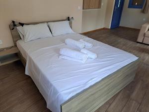 Gallery image of Blue Moon Apartment in Ayia Evfimia