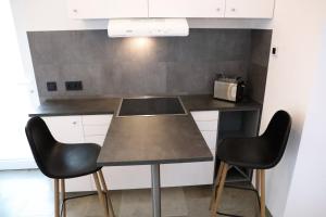 Imagen de la galería de FeWo Bayha "Im blauen Haus", en Langenargen