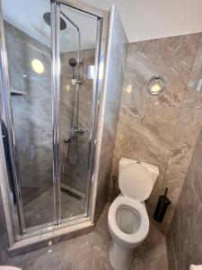 A bathroom at Aphrodite Hotel