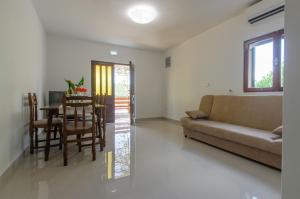 Posedenie v ubytovaní Panoramic Apartments Anić + 31 fotografií