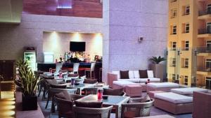 Restaurace v ubytování Bonnington Jumeraih Lakes Towers , JLT Cluster J , Dubai