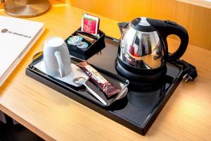 Принадлежности для чая и кофе в Hotel Spenerhaus