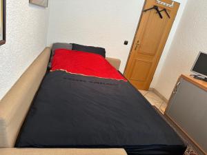 Postel nebo postele na pokoji v ubytování Luxury Apartment near City Media Harbour