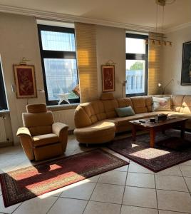 Posezení v ubytování Luxury Apartment near City Media Harbour