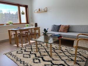 Posezení v ubytování Aalto Apartments Sunila, Terrace House