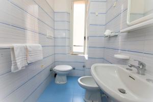 Koupelna v ubytování Hotel Montebello Riccione