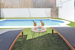 Bazén v ubytování La Casa de las Candelas nebo v jeho okolí