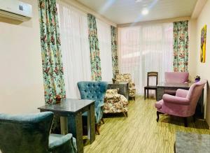 Istumisnurk majutusasutuses Hotel Crown