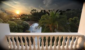 A balcony or terrace at Hotel Proteas