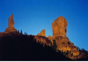 A general mountain view or a mountain view taken from Az apartmant
