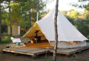 Fotografie z fotogalerie ubytování Forest Days v destinaci Navés