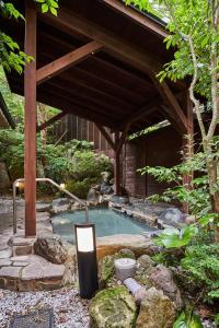 La alberca dentro o cerca de Ajisai Onsen Ryokan - Award Winning Private Open Air Onsen