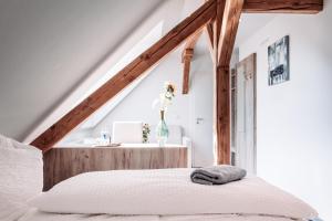 Кровать или кровати в номере Heberer Hof