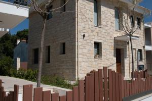 Gallery image of Pietra Mare Villas in Polykhrono
