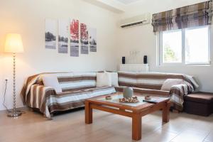 Gallery image of Lovos House in Laganas