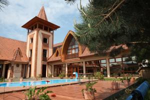 Bazén v ubytovaní Publo Spa Hotel alebo v jeho blízkosti