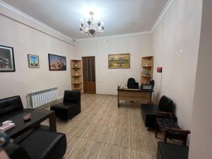 Istumisnurk majutusasutuses Arm Hotel