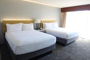 Letto o letti in una camera di GreenTree Hotel Phoenix West