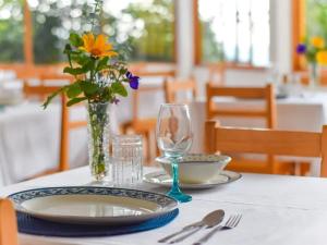HOTEL PANORAMA SOL餐厅或其他用餐的地方