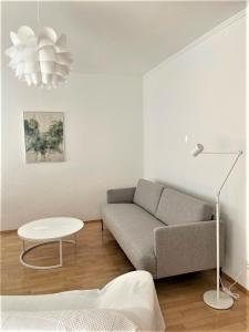 Posezení v ubytování Apartament Przystań w Ustce - 120 m2 - 200 m od plaży Mickiewicza 2
