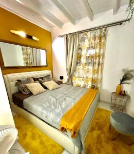 Posteľ alebo postele v izbe v ubytovaní Cozy Corfu Bungalow 5 minutes to Aqualand