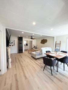 TV/trung tâm giải trí tại Park Street Paradise! +6 ảnh