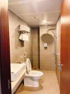 Koupelna v ubytování Tiến Thịnh Hạ Long Hotel - by Bay Luxury