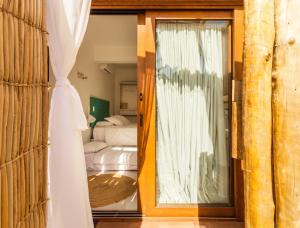 朱奎Casa d'Aroeira Residencial Boutique - Centro de Juqueí - 2 quadras do mar - Serviço de Praia - Roupa de Cama 600 fios algodão Egípcio - Toalhas Banho e Praia - Tudo Novo - Estacionamento Interno - Cozinha - Consulte unidades com Ofurô Hidro e Cromoterapia的相册照片