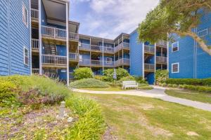 Zahrada ubytování North Topsail Beach Vacation Rental with Balcony!