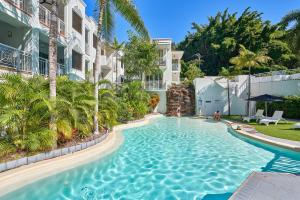 Alassio Absolute Beachfront Suite 201 Palm Cove内部或周边的泳池